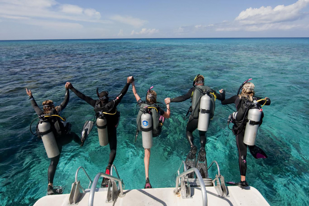 Float-N-Flag-Learn-To-Scuba-Dive.jpg